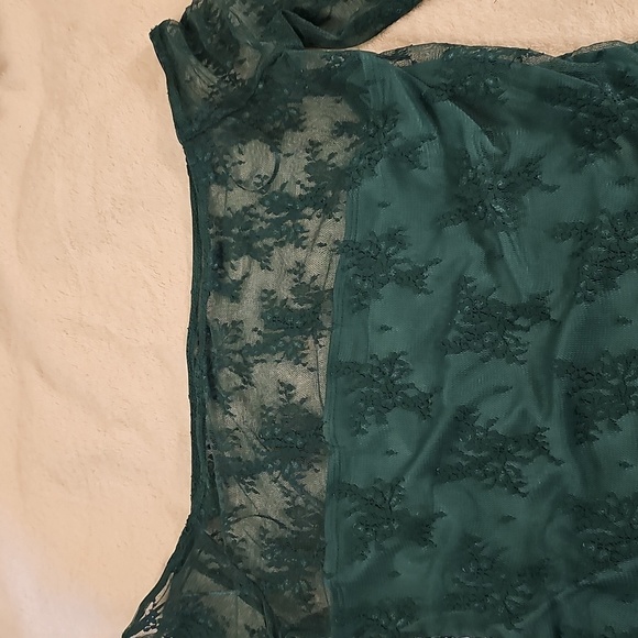 NWT Elodie Long Sleeved Off The Shoulder Lace Top Green Medium - Picture 5 of 8
